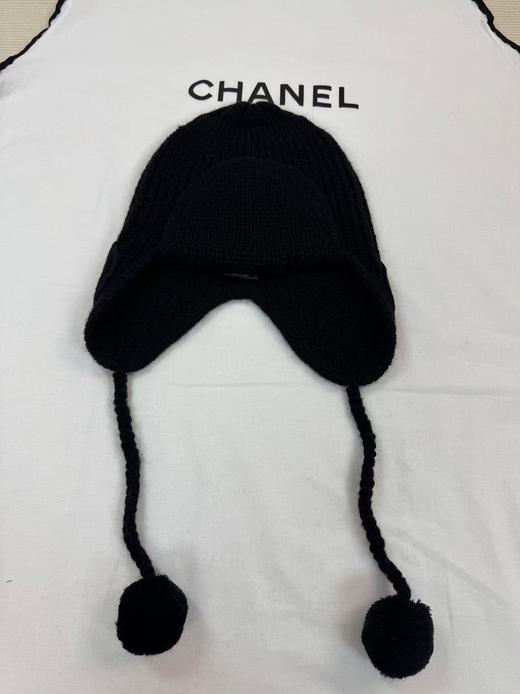 香奈儿 冷帽   CC针织雷锋毛球帽，一顶难求 商品图1