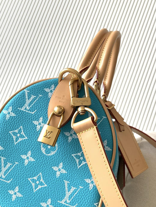 秋冬特惠💰1600 渠道级LV【全钢五金 MB163c01变码芯片】te级LV 全套包装 M11561湖水绿 本款Speedy P9 Bandoulière25手袋 商品图6