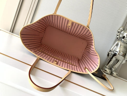 秋冬特惠💰1290 渠道级LV【全钢五金 变码芯片】te级LV 全套包装 M50366老花 经典购物袋 中号 商品图8