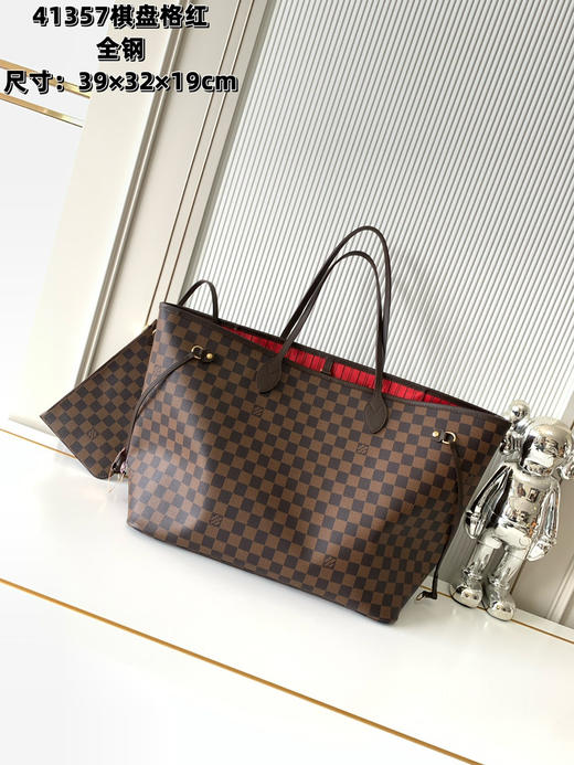 秋冬特惠💰1390 渠道级LV【全钢五金 变码芯片】te级LV 全套包装 41357棋盘格红 经典购物袋 大号 商品图0