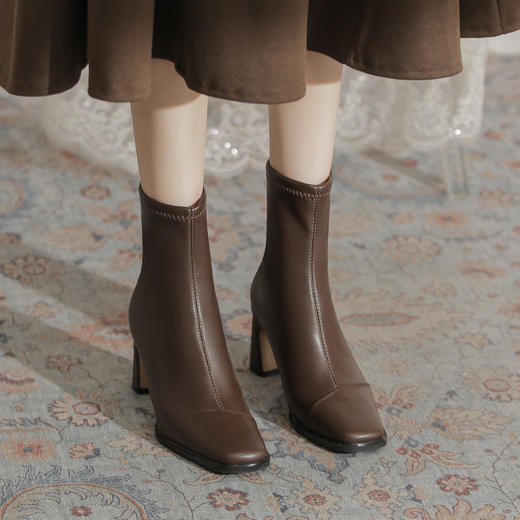 【服饰鞋包】-法式方头复古短靴女气质百搭粗跟后拉链秋冬显瘦马丁靴 商品图0