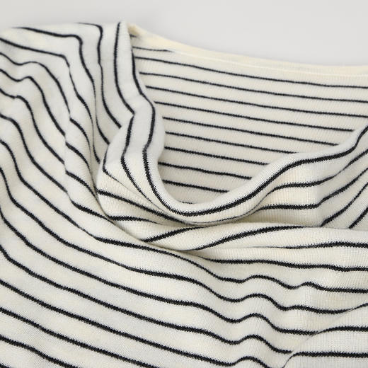 QG652斯尔丽25新款细针精纺纱线不对称收腰系带设计显高毛衫条纹上衣 商品图8