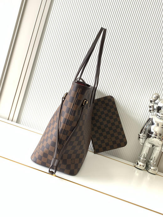 秋冬特惠💰1290 渠道级LV【全钢五金 变码芯片】te级LV 全套包装 41358棋盘格红 经典购物袋 中号 商品图1