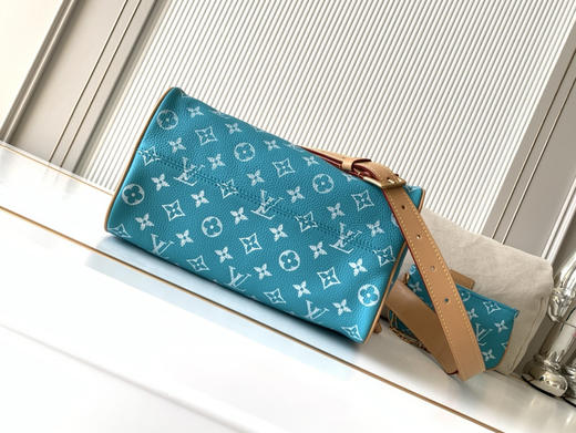 秋冬特惠💰1600 渠道级LV【全钢五金 MB163c01变码芯片】te级LV 全套包装 M11561湖水绿 本款Speedy P9 Bandoulière25手袋 商品图3