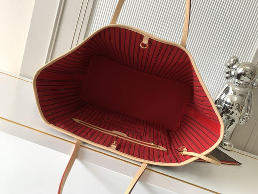 秋冬特惠💰1390 渠道级LV【全钢五金 变码芯片】te级LV 全套包装 40991老花红 经典购物袋 大号 商品图3