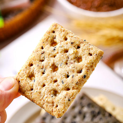 台湾谷物苏打饼  净素饼干 亚麻籽青海苔荞麦杂粮酥黑芝麻苏打饼 商品图2