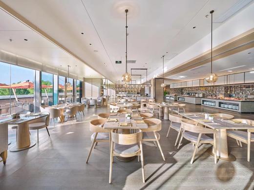 【佘山艾美】双十二大促/高级房一晚含双早+月湖雕塑公园门票per day(周六，节假日需加价） 商品图2