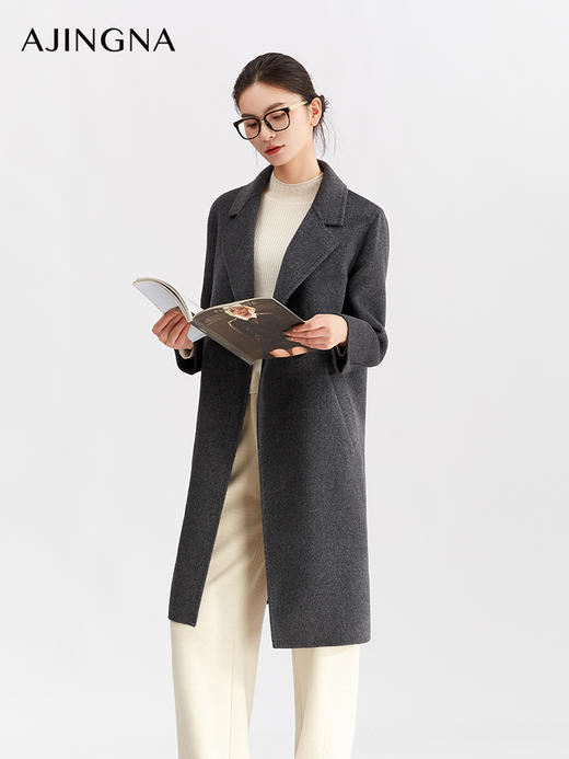 【商场同款】阿菁娜冬季新款长款双排扣羊毛呢子大衣西装领通勤休闲两穿A30D511086 商品图4