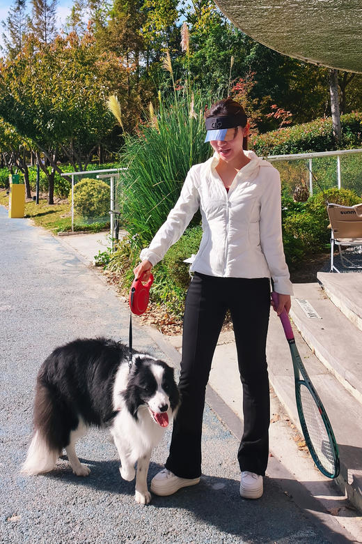 逸红颜明月优选#入冬户外运动『热气层』90大朵白鹅绒短款羽绒服，轻盈暖意小蛮腰 商品图3