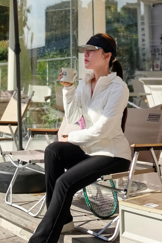 逸红颜明月优选#入冬户外运动『热气层』90大朵白鹅绒短款羽绒服，轻盈暖意小蛮腰 商品图5