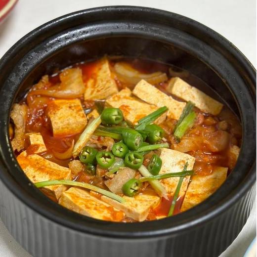 苹果梨辣白菜 | 延边朝鲜族传统工艺 霜打后的青帮白菜 延边的苹果梨汁 现做现发 酸甜微辣 鲜、爽、脆！ 商品图1