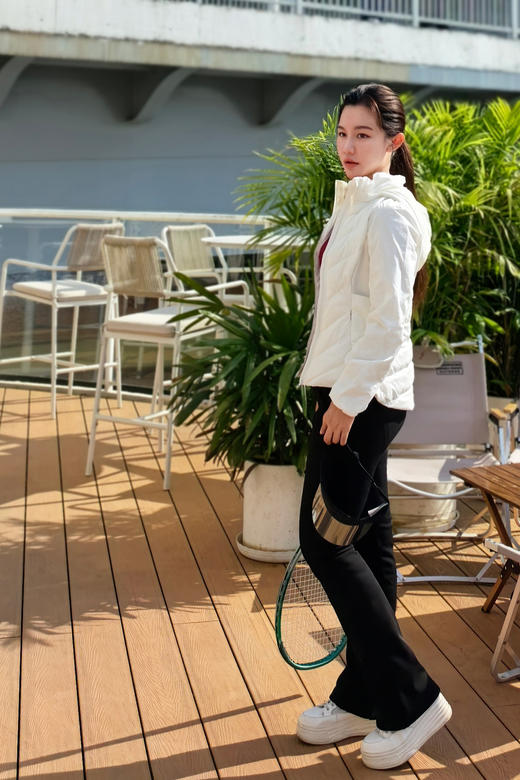 逸红颜明月优选#入冬户外运动『热气层』90大朵白鹅绒短款羽绒服，轻盈暖意小蛮腰 商品图2