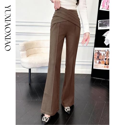 余潇潇【街区焦点】时尚高级漆皮工艺底抓毛层次感交叉腰头微喇裤 商品图2