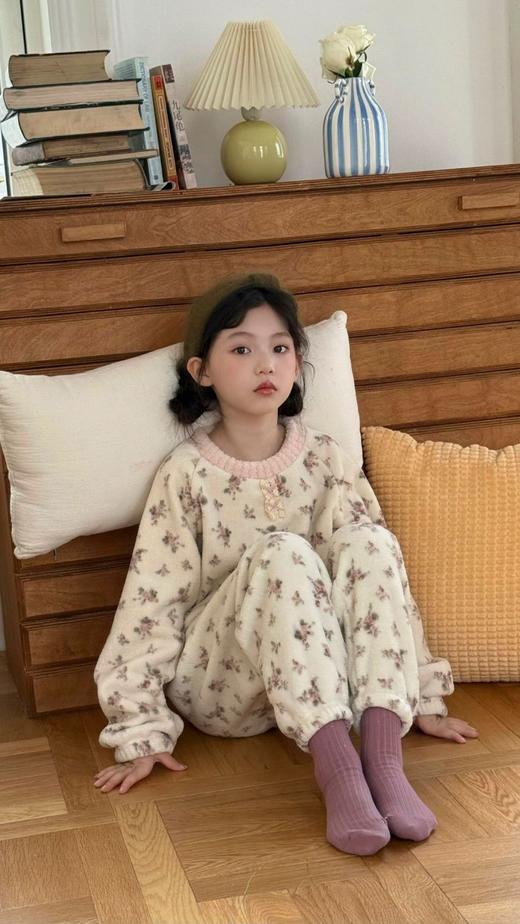 【西蒙日记儿童花边雪呢绒家居服DLXNLJJF】✅暖绒绒暴击！挖到宝必须按头安利！ ✅雪呢绒触感像云朵，锁温不闷汗-XMRJ 商品图3