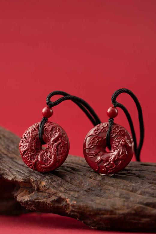 岸纾  手工雕刻十二生肖天然精品高含量朱砂吊坠平安扣 附证书 商品图2
