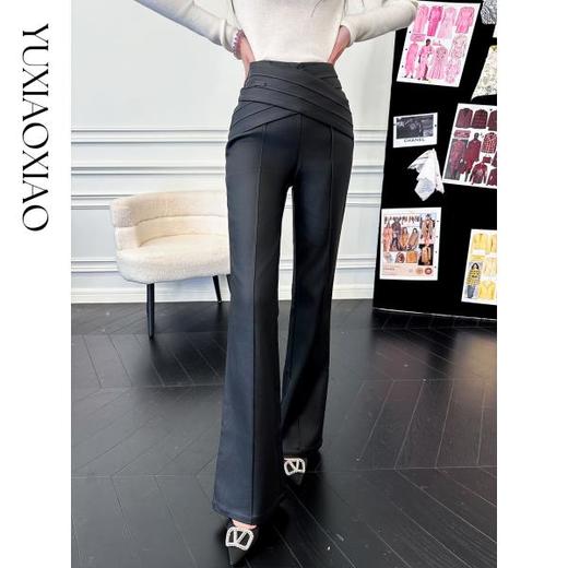 余潇潇【街区焦点】时尚高级漆皮工艺底抓毛层次感交叉腰头微喇裤 商品图3