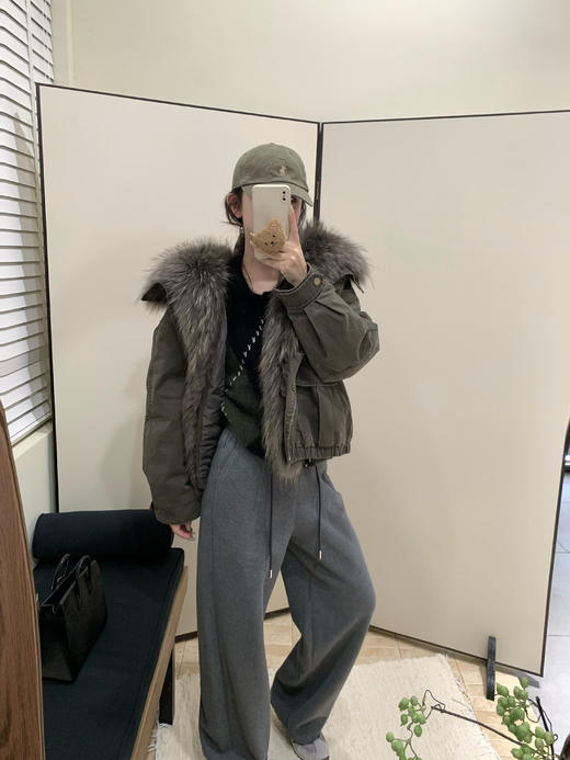 Read Nameless /绿色学院风超幼马海毛毛衣+灰色棉休闲裤 商品图13