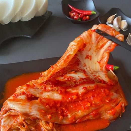 苹果梨辣白菜 | 延边朝鲜族传统工艺 霜打后的青帮白菜 延边的苹果梨汁 现做现发 酸甜微辣 鲜、爽、脆！ 商品图2