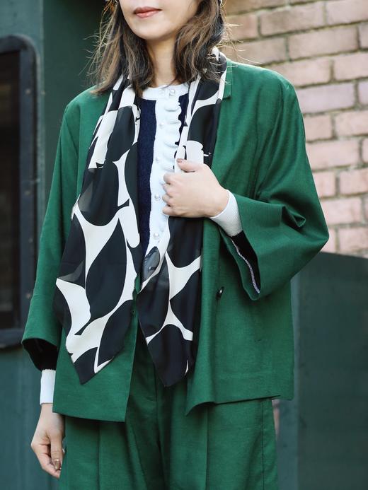 TYNVIE 纯亚麻茧夹克（配有花纹丝巾） - 森林绿 商品图3