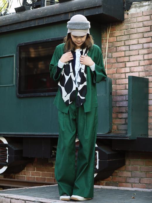 TYNVIE 纯亚麻茧夹克（配有花纹丝巾） - 森林绿 商品图0