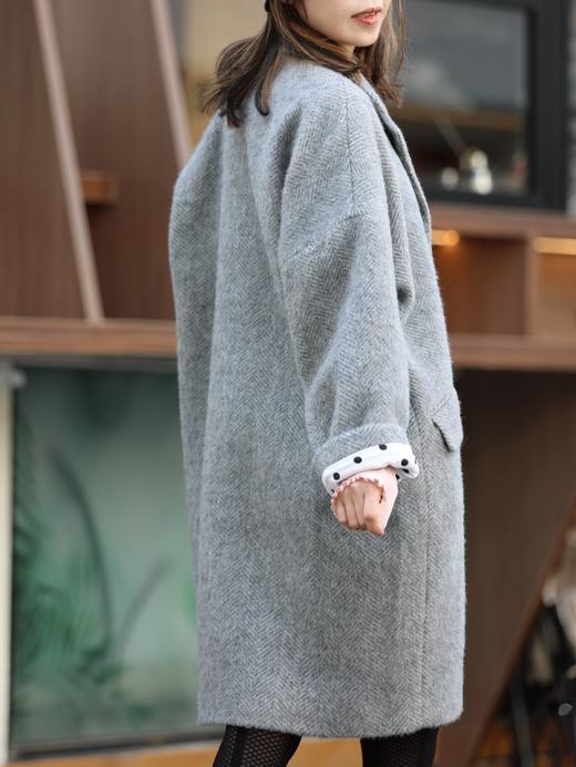TYNVIE 纯羊毛超大号纽扣外套 - 淡灰色 商品图4
