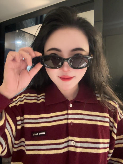 赵露思同款MIU 家logo装饰 椭圆形 太阳墨镜 商品图1