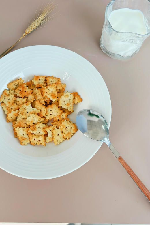 沪上阿姨香脆苏打饼干 商品图4