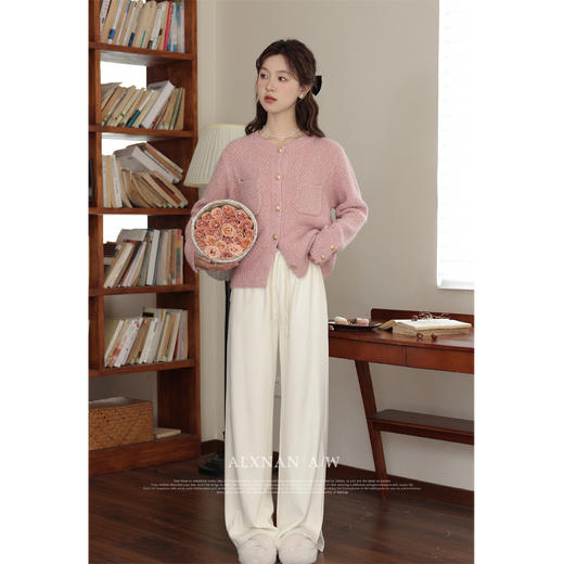 鹿向南《休闲软妹》白色宽松阔腿休闲裤女2024年秋冬新款加绒裤子LXN32716 商品图3