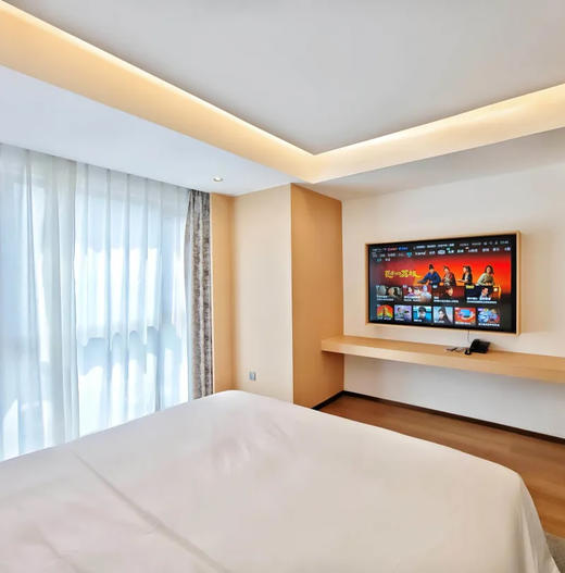 周末不加收【丹霞云邸酒店】超大房型，268元享一房一厅舒享套房，含双人早餐~轻奢享受，5分钟抵高铁站，叹一小时经济生活圈~（有效期：即日起-2026年2月14日） 商品图1