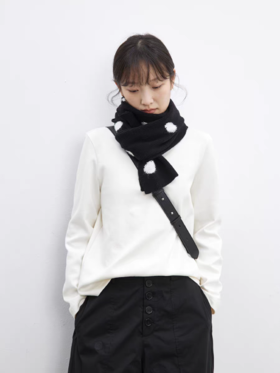 步履不停/5D16101C/半高不规则绣花T恤