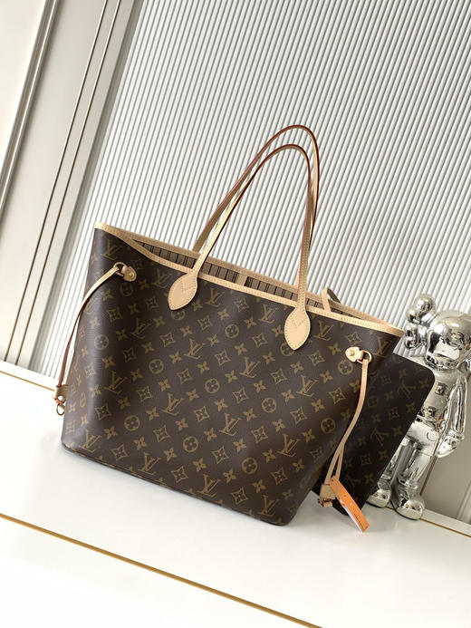 秋冬特惠💰1290 渠道级LV【全钢五金 变码芯片】te级 全套包装 M40995老花杏 经典购物袋 中号 商品图2