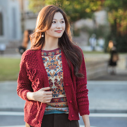 【林栖设计小店】【手工钩花】（预12.7）红色毛织外套镂空肌理2025秋冬新款开衫上衣女G1954271 商品图3