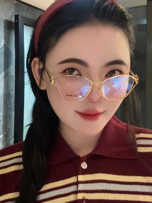 MIU家 轻便舒适 不规则形 光学镜架 男女同款情侣款 商品图8