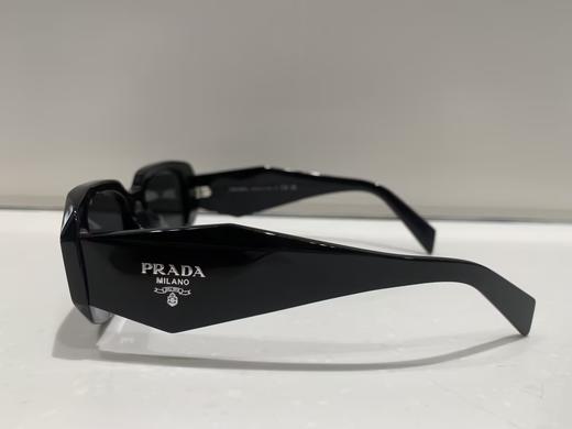 陆家眼镜 普拉达 太阳眼镜女  0PR17WSF-1AB5S0-F【不退不换，介意勿拍】 商品图2
