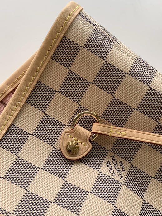 秋冬特惠💰1290 渠道级LV【全钢五金 变码芯片】te级LV 全套包装 41605白格 经典购物袋 中号 商品图7