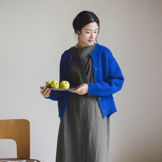 绽放809朵/阿兰毛衣·纯羊毛克莱因蓝绞花针织开衫宽松羊毛衫外套 商品图3