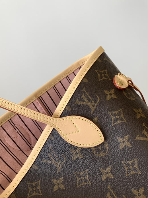 秋冬特惠💰1290 渠道级LV【全钢五金 变码芯片】te级LV 全套包装 M50366老花 经典购物袋 中号 商品图5