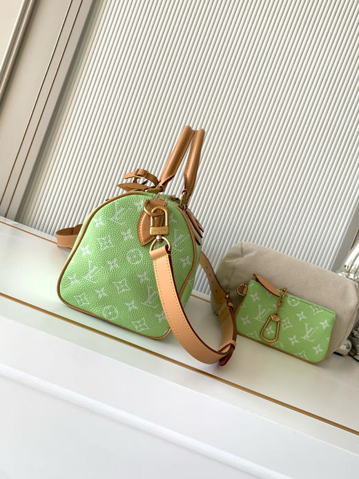 秋冬特惠💰1600 渠道级LV【全钢五金 MB163c01变码芯片】te级LV 全套包装 M13902浅绿 本款Speedy P9 Bandoulière25手袋 商品图1