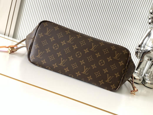 秋冬特惠💰1290 渠道级LV【全钢五金 变码芯片】te级 全套包装 M40995老花杏 经典购物袋 中号 商品图3