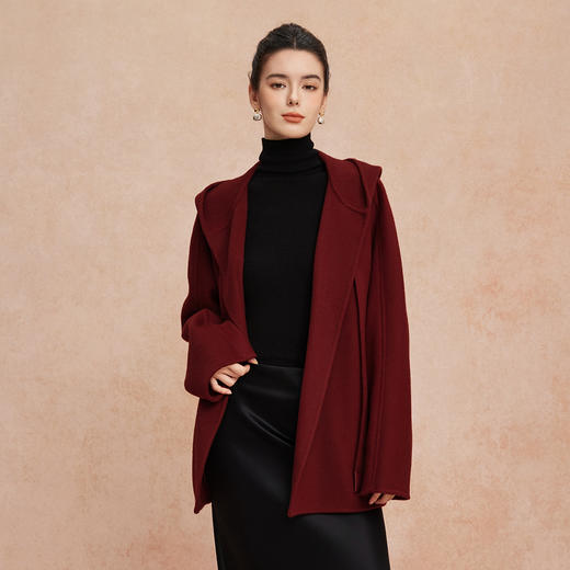 QH939斯尔丽25新款松弛老钱风兜帽一手长保暖羊毛大衣 商品图2