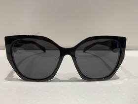 陆家眼镜 普拉达 太阳眼镜女  0PR19ZSF-1AB5S0-F【不退不换，介意勿拍】