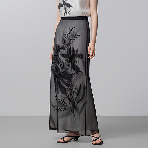 【林栖设计小店】【手工钉珠】笔墨花事生活在左桑蚕丝半身裙绣花2026早春新款花仙子裙子女1961076 商品图0