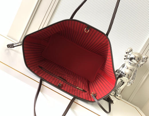 秋冬特惠💰1390 渠道级LV【全钢五金 变码芯片】te级LV 全套包装 41357棋盘格红 经典购物袋 大号 商品图4