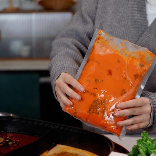 【2袋起包邮】纯正0添加健康火锅牛油底料 拒绝化学辣化学麻 吃完火锅不留火锅味 辣而不燥 3-5人份 750克家庭装大分量 商品图4