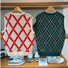 malbon小精灵春秋款情侣针织毛衣背心 经典V领 帅气复古显瘦百搭