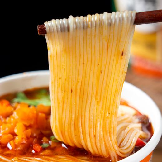 嗨吃家精炖肉酱米线141g*6桶【分仓直发，72小时发货，周末节假日不发货】 商品图2