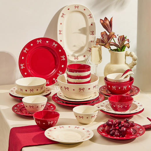 摩登主妇釉下彩浮雕餐具套装家用2025新款高颜值新婚结婚订婚礼物 商品图4