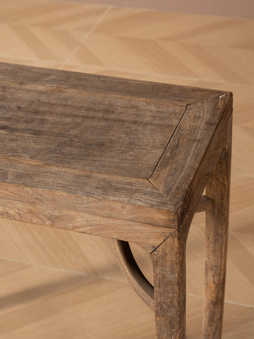 清早期	榉木霸王枨四面平条桌 商品图2