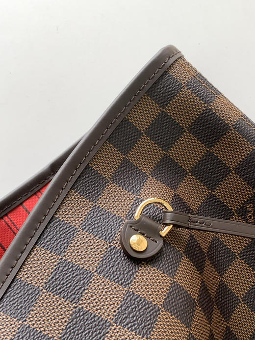 秋冬特惠💰1390 渠道级LV【全钢五金 变码芯片】te级LV 全套包装 41357棋盘格红 经典购物袋 大号 商品图6