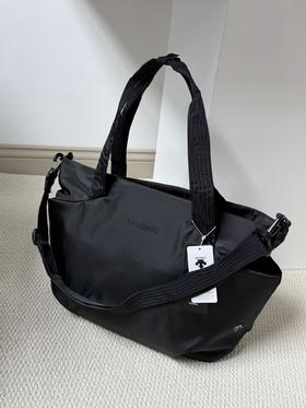 点此购买 迪桑特MOVE PACK托特包 xj 336138